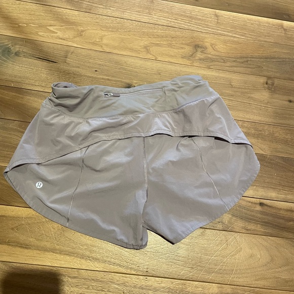lululemon light purple/mauve speed up shorts - Picture 1 of 2
